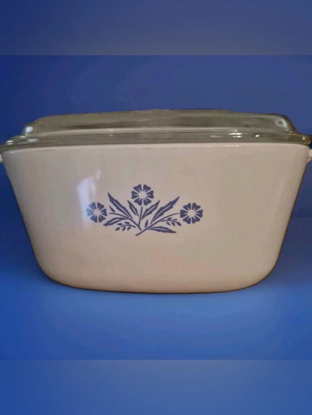 Corning Ware  P-2 1/2-B  BLUE CORNFLOWER P- 2 1/2 Quart Clean with Lid USA